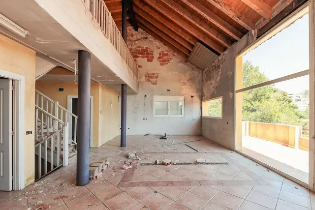 Casa independiente para reformar con vistas a la montaña en Olivella — 6
