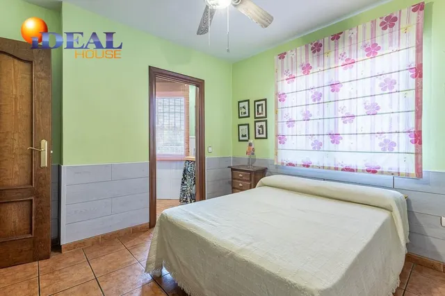 Chalet en los Chopos, Las Gabias — 18