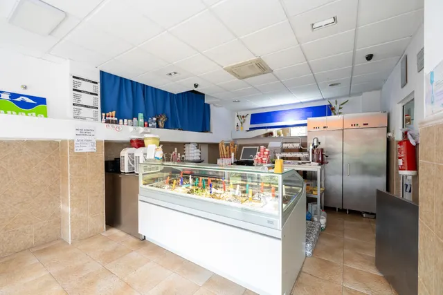 ¡Oportunidad! Se vende local con negocio de heladería en pleno funcionamiento. Parque Nueva Granada — 10