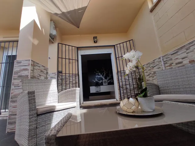 OCASIÓN , SE VENDE ESPECTACULAR ADOSADO EN PUERTO REAL — 26