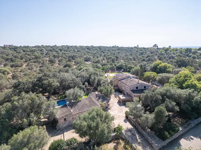 Villa de campo con piscina privada y casa de invitados . — 45