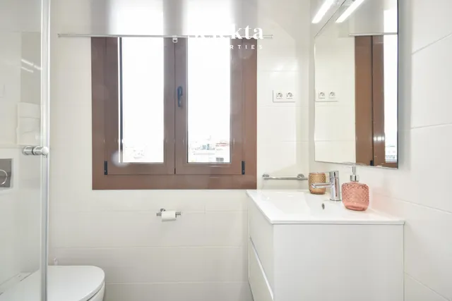 Piso en venta Paralel — 15