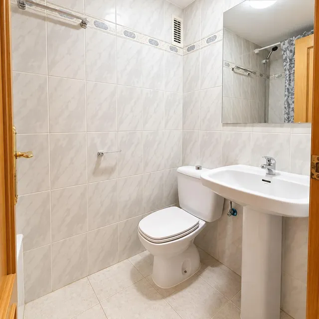 PISO DE 4 habitaciones EN ALQUILER EN BENICALAP — 12