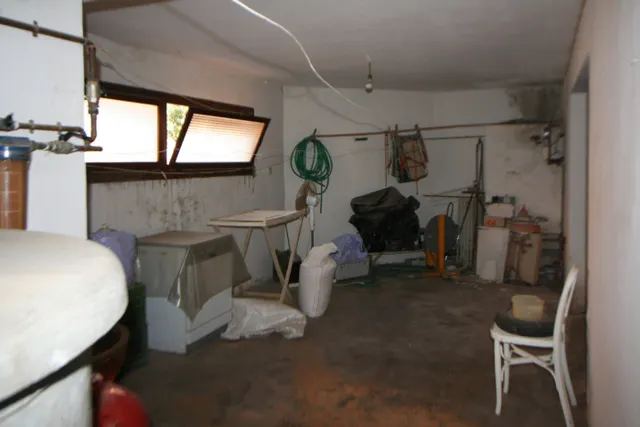 CASA A TRES ESQUINAS SITUADA A ESCASOS METROS DE LA IGLESIA DE LA ASUNCION. — 29