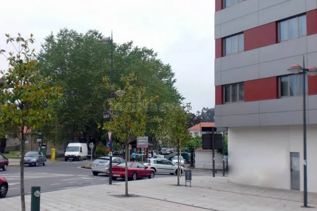 BAJO COMERCIAL NUEVA construcción EN VENTA O ALQUILER. CENTR