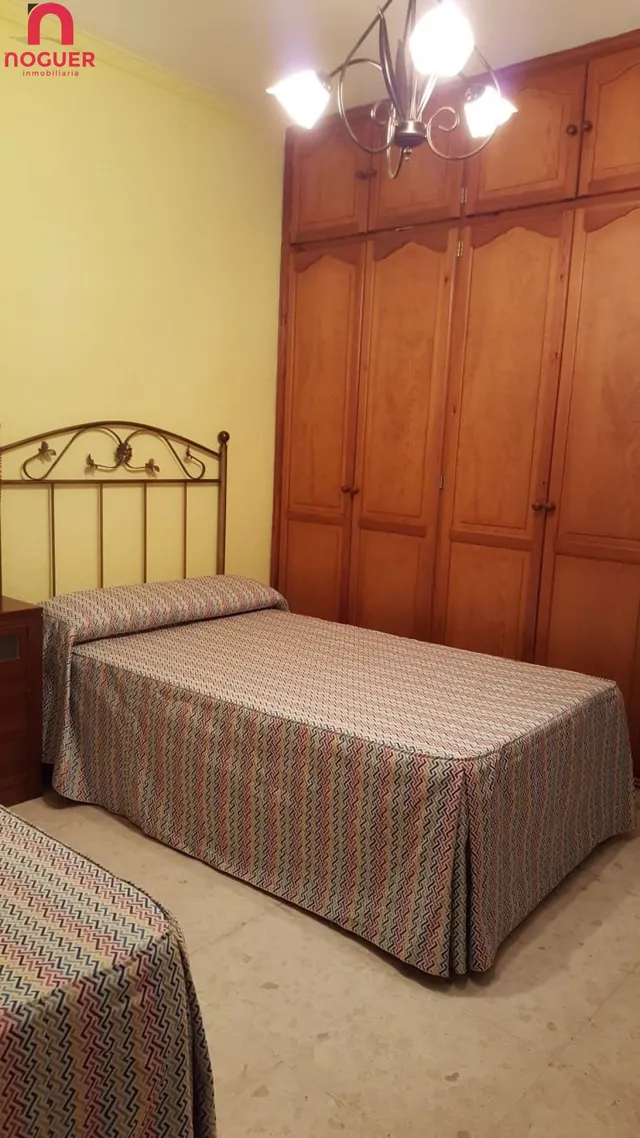 MAGNÍFICO CHALET EN INMEJORABLE ZONA — 11