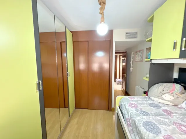 Piso de cuatro habitaciones en Teatinos — 44