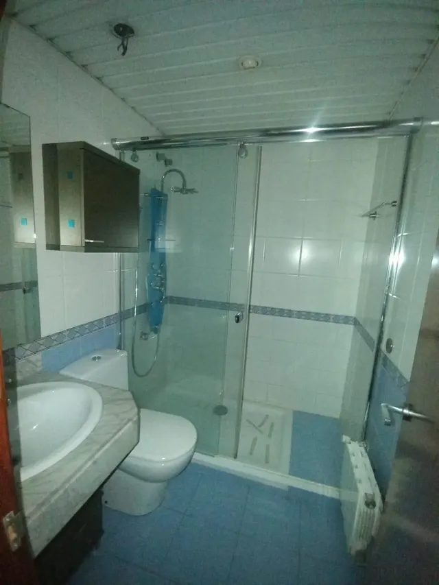 Planta baja de 2 habitaciones con piscina comunitaria para reformar — 20