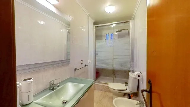 ¡Oportunidad en Quart de Poblet! Vivienda luminosa, reformada y lista para entrar a vivir. — 21