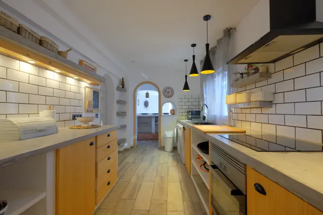 VILLA DE LUJO COMPUESTA POR 3 APARTAMENTOS INDIVIDUALES, TODO DE PRIMERA CALIDAD CON VISTAS AL MAR — 18