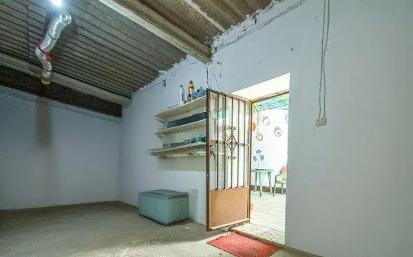 CASA EN SAN ROQUE TOTALMENTE EXTERIOR CON MUCHAS POSIBILIDADES PATIO AMPLIO Y TERRAZAS — 20