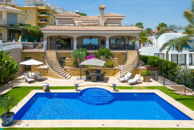 Chalet 5 habitaciones 910m² en venta - Riviera del sol - foto 2