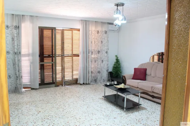EN VENTA VIVIENDA + LOCAL COMERCIAL. ZONA AMANECER. MALLORCA - foto 3