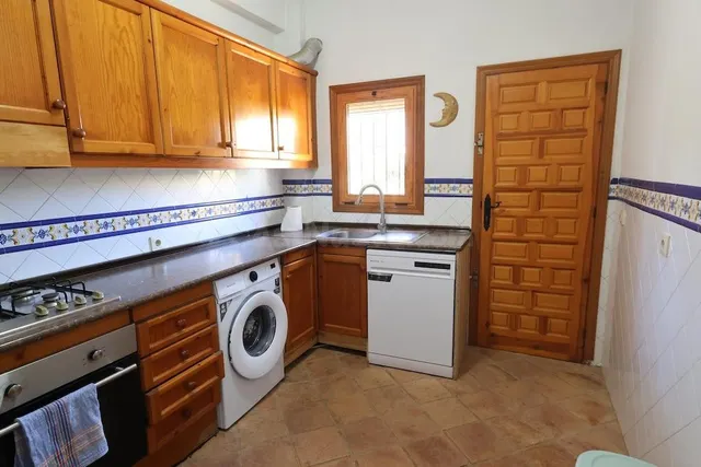 Cabo Roig Chalet independiente en esquina - foto 4