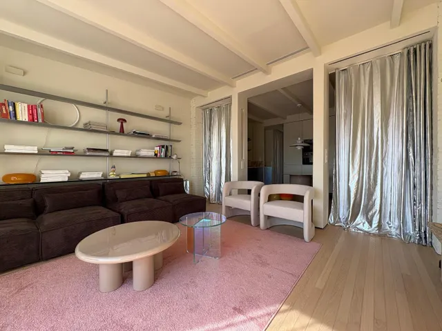 ATICO DE DISEÑO RECIÉN REFORMADO EN EXPOSICIÓ CON 2 habitaciones — 11