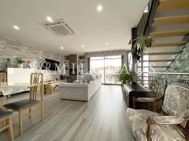 Casa o chalet independiente en venta en Calle d'Enric Morera — 36