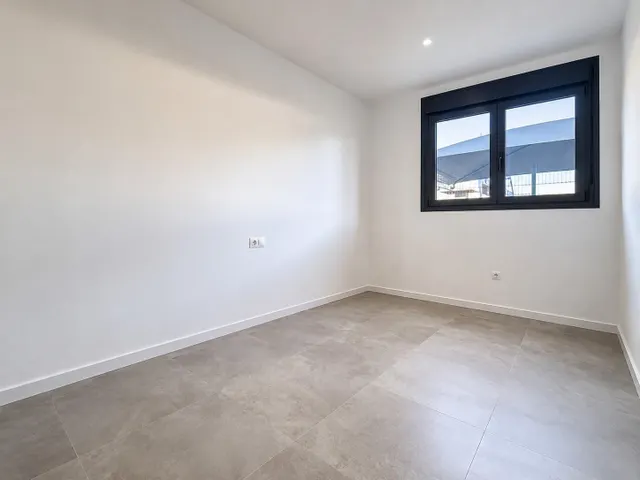 Apartamento de 2 dormitorios 2 baños en dehesa de campoamor en orihuela costa — 12