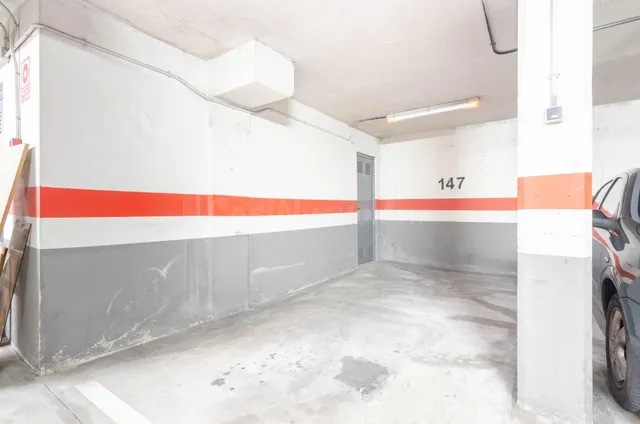 Garaje 5562m² en venta - Corredoria-La Carisa-Prado de La Ve