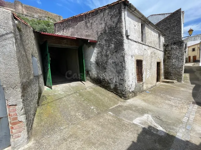 CASA CON TERRAZA EN MONTÁNCHEZ - foto 3