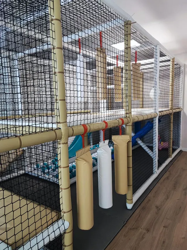 Local comercial con montaje listo para operar – gran oportun - foto 2