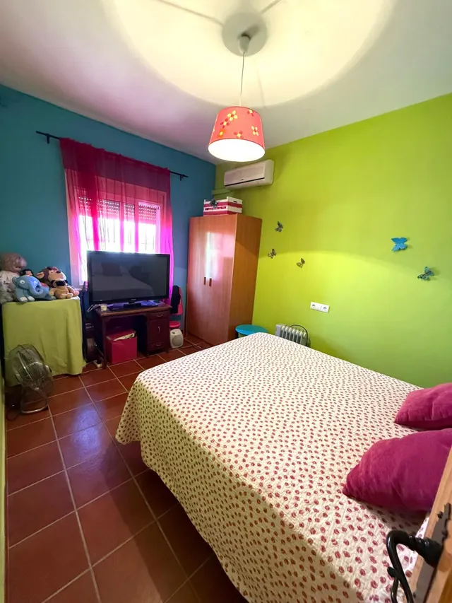 MAGNIFICO CHALET DE 610 m2  EN CASTILBLANCO DE LOS ARROYOS — 9