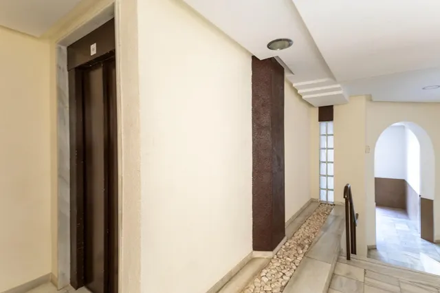 APARTAMENTO DOS DORMITORIOS ZONA LA VELETA . — 26