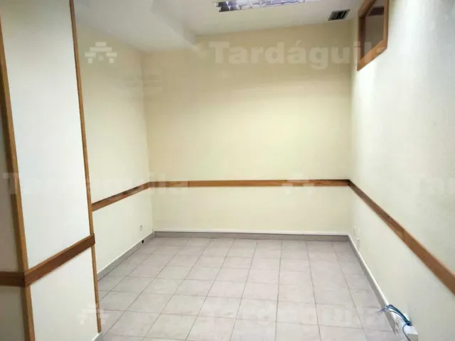 VENTA LOCAL ACADEMIA - CLINICA — 16