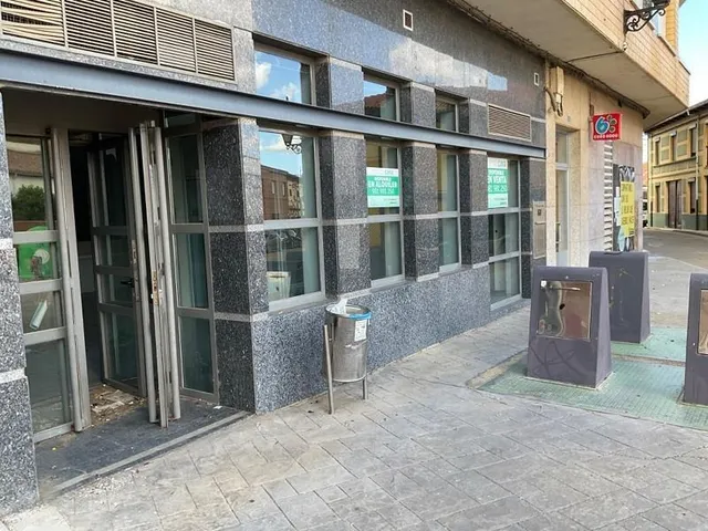 LOCAL COMERCIAL EN LAGUNA DE LOS NEGRILLOS - foto 2