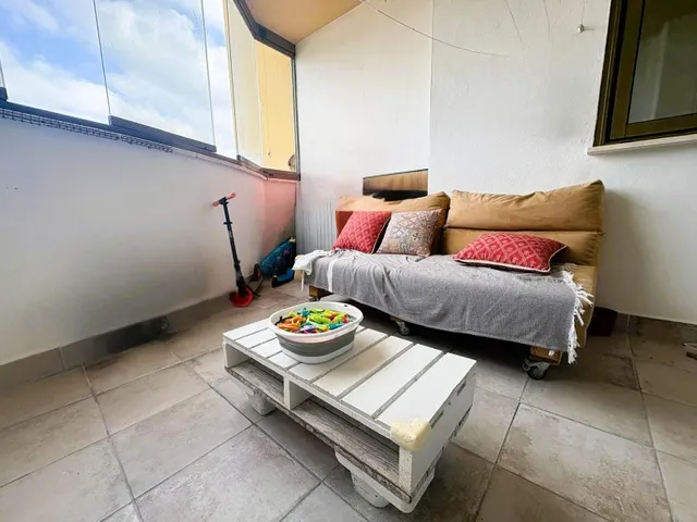 Piso de 3 dormitorios y 2 baños con terraza, piscina y garaje cerrado en La Ermita, Algeciras — 8