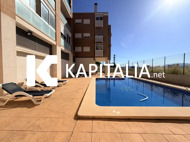 Piso con vistas y piscina en el Ensanche — 23