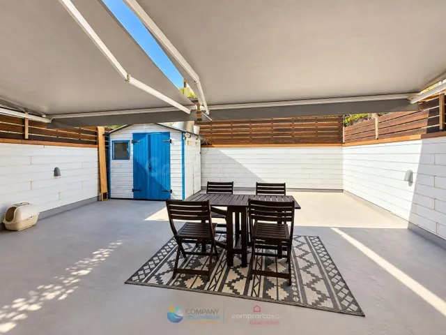 Piso con gran patio privado, terraza, parking y trastero en  - foto 3