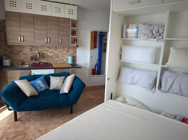 Fantástico estudio con vistas panorámicas al mar en primera línea de playa en Fuengirola — 7
