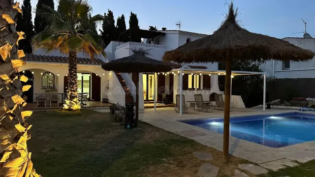 Casa Unifamiliar Zona Tranquila - foto 2
