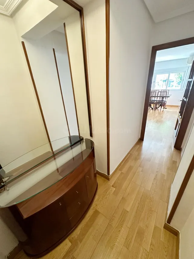 PISO A LA VENTA EN AV. MONFORTE DE LEMOS - foto 4