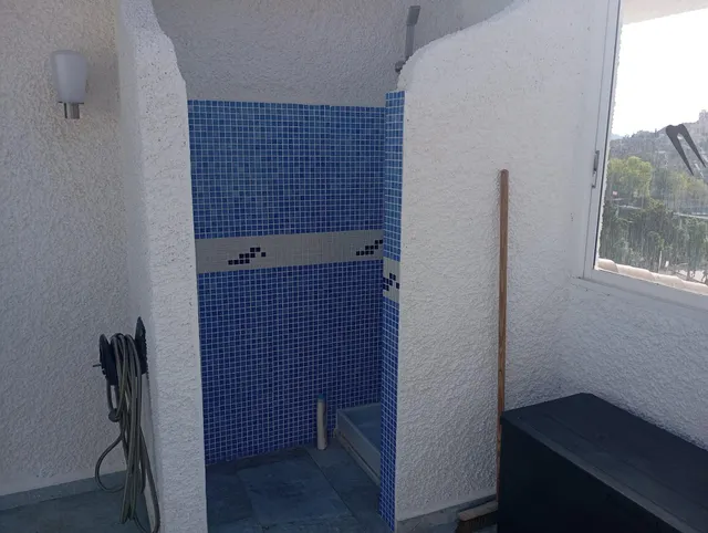 Edificio con 6 apartamentos, con piscina propia y una parcela de 550m zona geraneos — 10