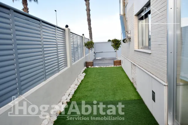 PRECIOSO ADOSADO PAREADO CON PISCINA, 3 TERRAZAS Y BARBACOA  JUNTO AL PUERTO — 15