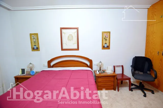 Amplia casa semireformada y amueblada — 23