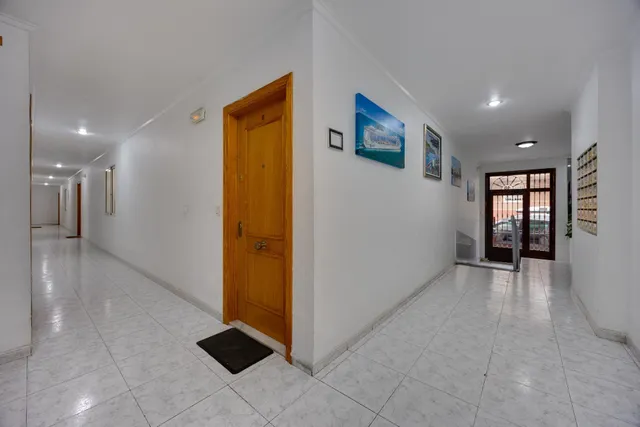 Apartamento reformado de un dormitorio en la Playa de los Locos — 21