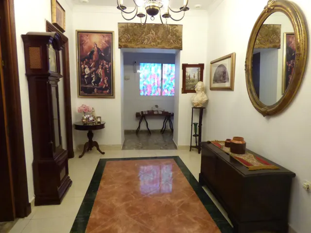 ¡Magnífico piso con ascensor en el centro histórico de Cádiz, junto a la Plaza de San Francisco! — 2