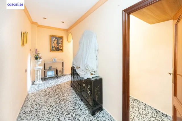 Local + vivienda en Avda. Cadiz — 9