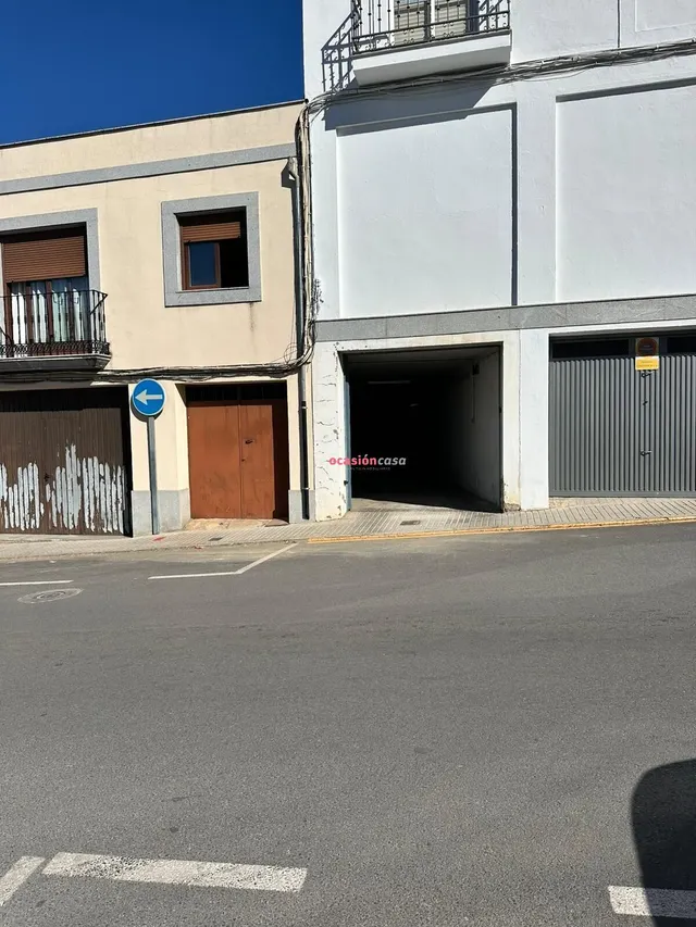PLAZA DE GARAJE EN VENTA — 3
