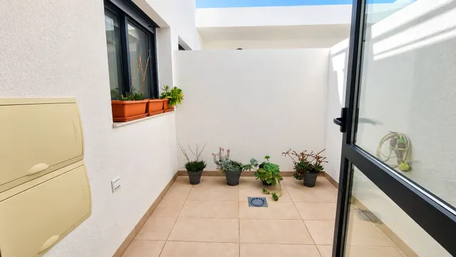 Adosado de 3 dormitorios y 3 baños en villamartin (orihuela costa) — 14