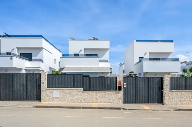 VILLA DE 2 DORMITORIOS 2 BAÑOS EN ORIHUELA COSTA ( VISTABELLA GOLF ) — 42