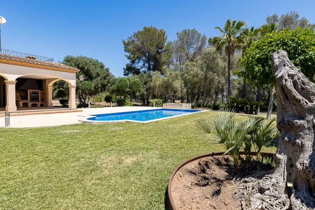 Finca Rústica en Algaida con piscina, privacidad y carácter mallorquín — 38