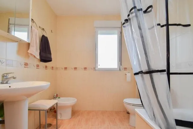 PISO DUPLEX EN CULLAR VEGA, GRANADA — 40