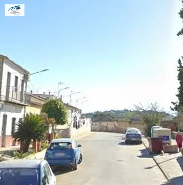 Venta casa adosada en Úbeda (Jaén) - foto 2