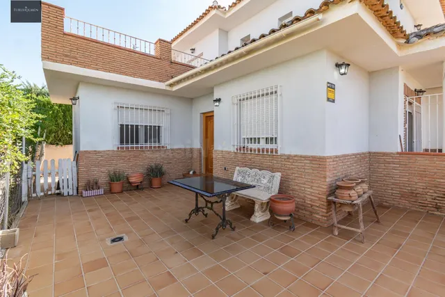 🏡 Tu refugio en la Urbanización Cortijo de la Luz — 4