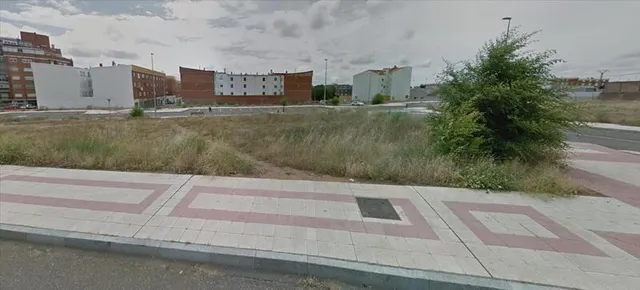 TERRENO URBANO EN LEON — 9