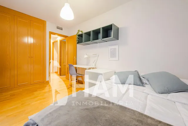 Habitación en C/ Clavel, 8 — 9