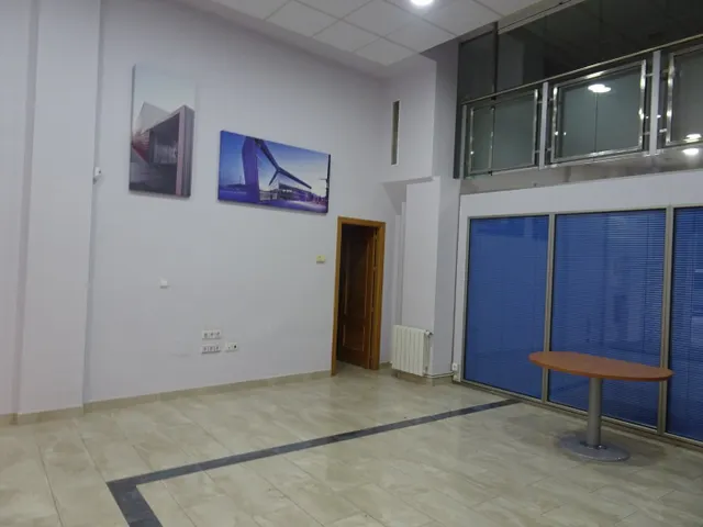CENTRICO LOCAL CON SALIDA DE HUMOS — 6